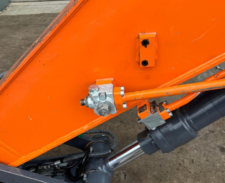 Doosan DX140LCR - Crawler Excavators