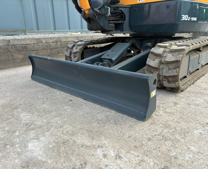 Hyundai R30Z-9AK - Mini Excavators