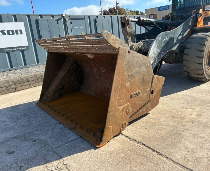 Hyundai HL955AXT - Used Wheel Loaders