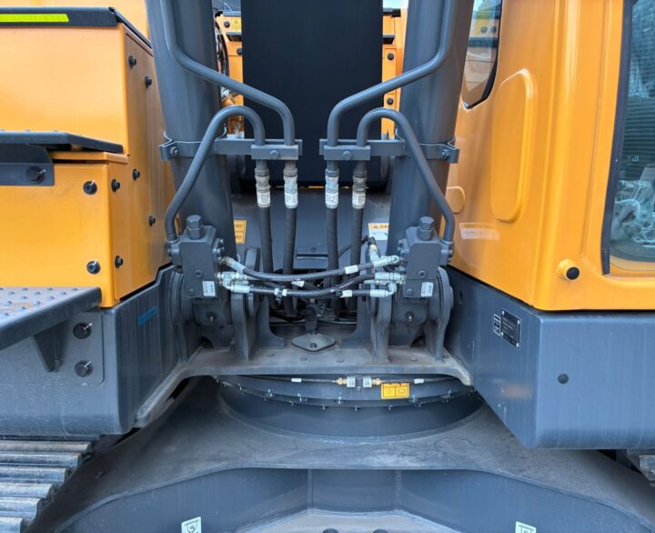 Hyundai HX145ALCR - Crawler Excavators