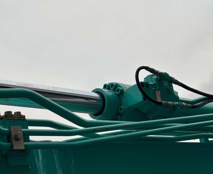 Kobelco SK140SRLC-7 - Crawler Excavators