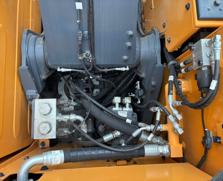 Hyundai HX145ALCR - Crawler Excavators
