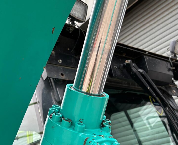 Kobelco SK140SRLC-7 - Crawler Excavators
