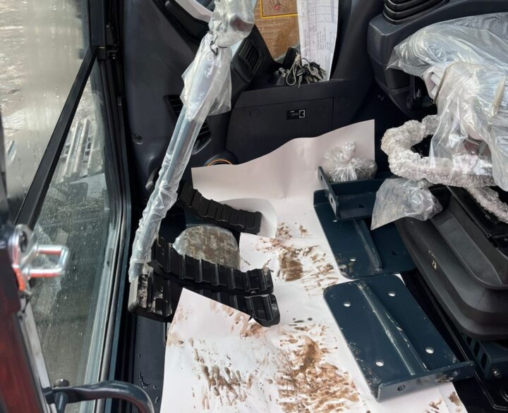 Hyundai HX520AL - Crawler Excavators