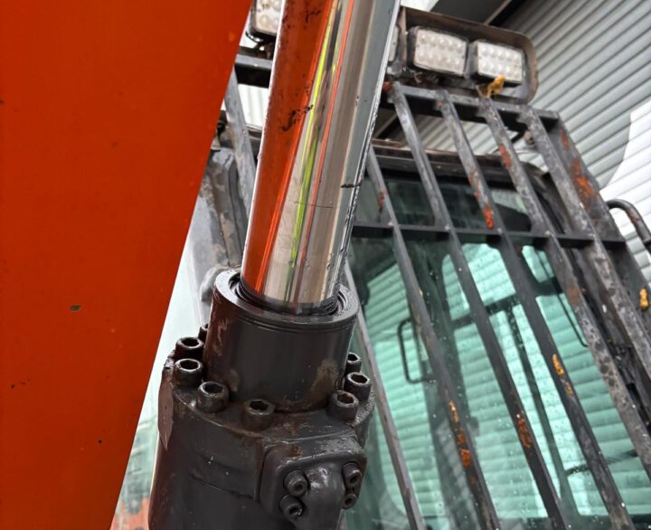 Doosan DX140LCR - Crawler Excavators