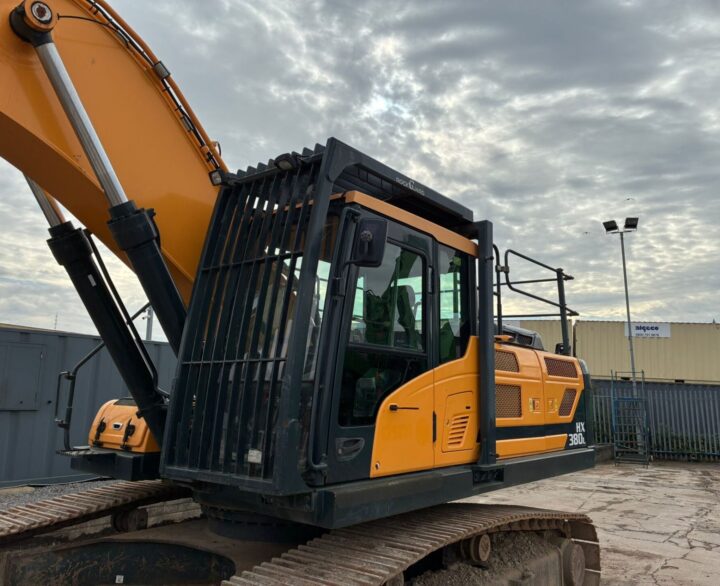 Hyundai HX380 - Crawler Excavators