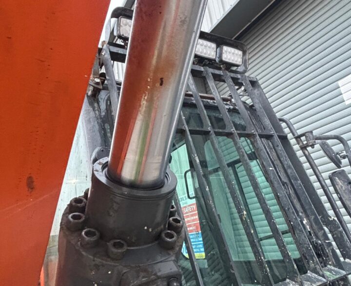 Doosan DX140LCR - Crawler Excavators