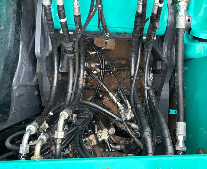 Kobelco SK130 LC-11 - Crawler Excavators