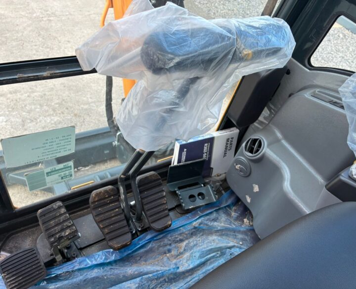 Hyundai R30Z-9AK - Mini Excavators