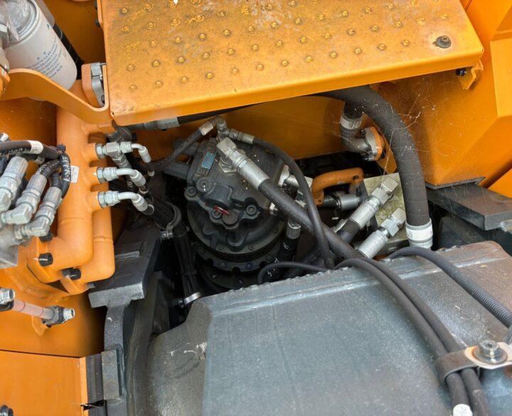Hyundai HX235ALCR - Crawler Excavators
