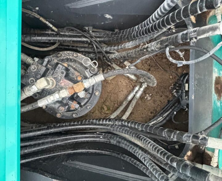 Kobelco SK300LC-10E - Crawler Excavators