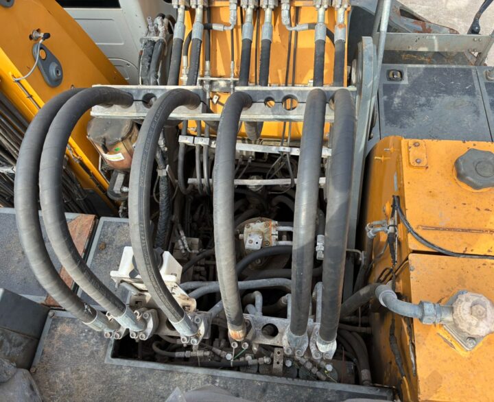 Liebherr LH40M - Material Handlers