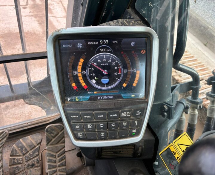 Hyundai HX380 - Crawler Excavators