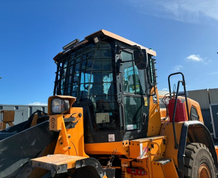 Hyundai HL955AXT - Used Wheel Loaders