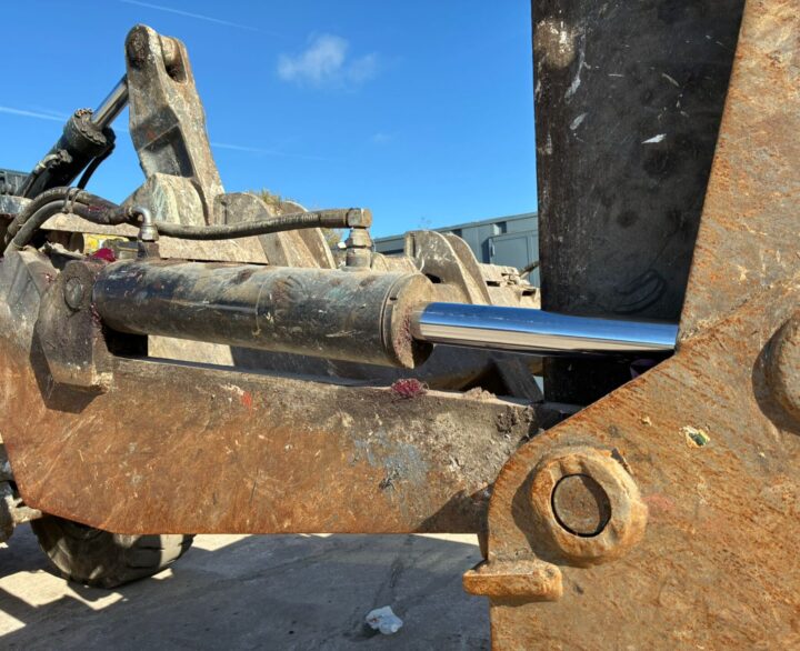 Hyundai HL955AXT - Used Wheel Loaders