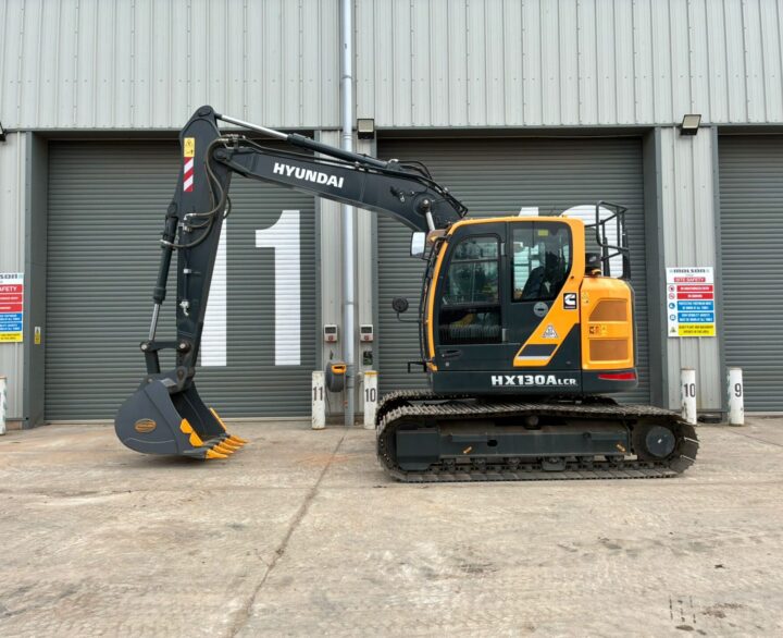 Hyundai HX130ALCR - Crawler Excavators