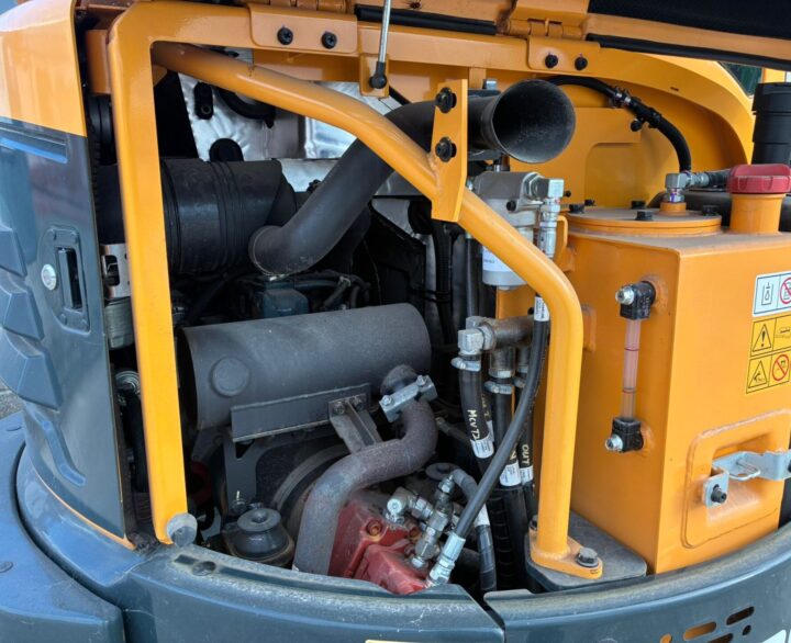 Hyundai R30Z-9AK - Mini Excavators