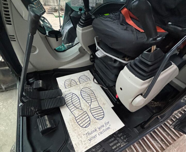 Kobelco SK300LC-10E - Crawler Excavators