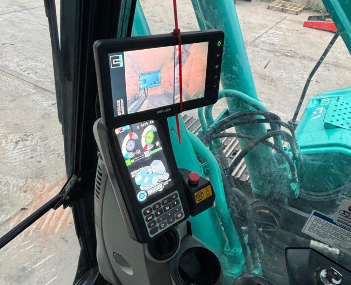 Kobelco SK210HLC-10 Hybrid - Crawler Excavators