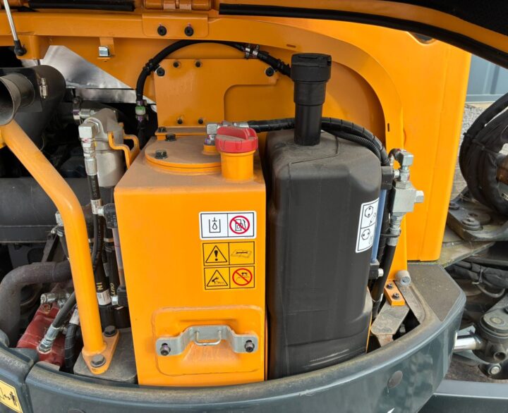 Hyundai R30Z-9AK - Mini Excavators