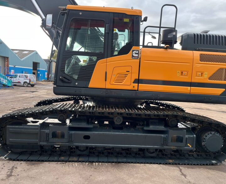 Hyundai HX520AL - Crawler Excavators