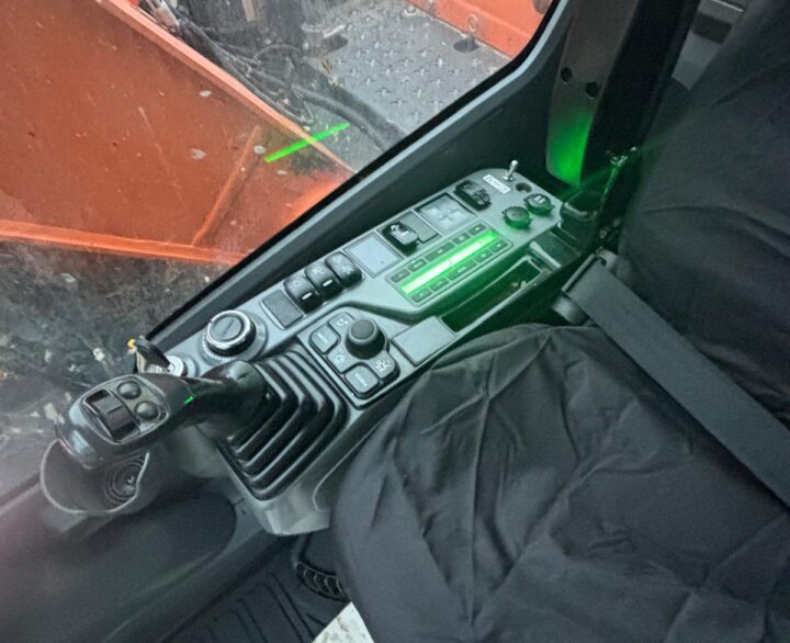 Doosan DX140LCR - Crawler Excavators