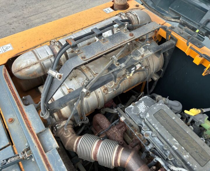 Hyundai HX380 - Crawler Excavators