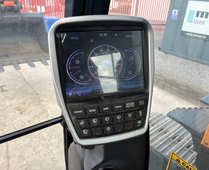 Hyundai HX235ALCR - Crawler Excavators