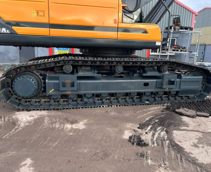 Hyundai HX520AL - Crawler Excavators