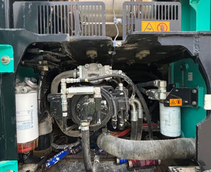 Kobelco SK210HLC-10 Hybrid - Crawler Excavators