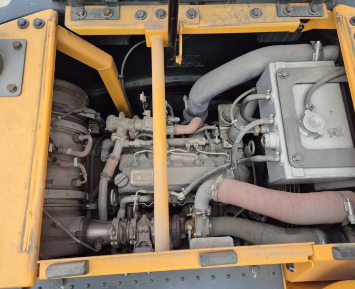 Hyundai HX130ALCR - Crawler Excavators