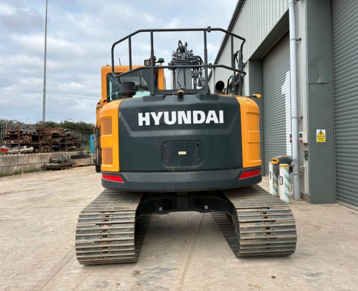 Hyundai HX130ALCR - Crawler Excavators