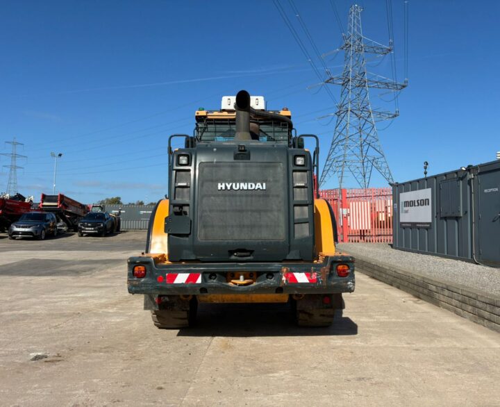 Hyundai HL955AXT - Used Wheel Loaders