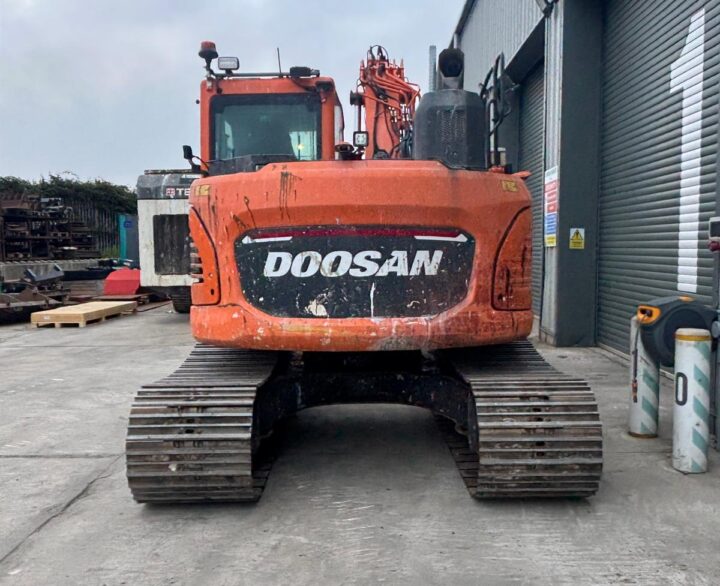 Doosan DX140LCR - Crawler Excavators