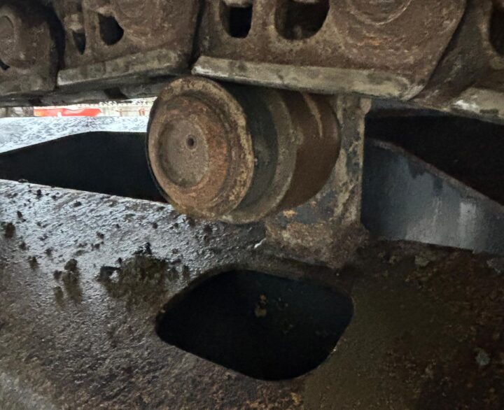 Kobelco SK210HLC-10 Hybrid - Crawler Excavators