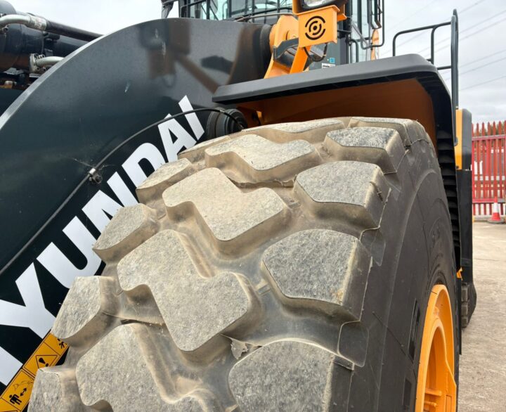 Hyundai HL980A - Used Wheel Loaders