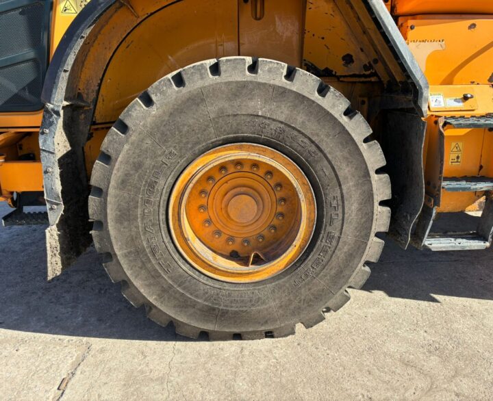 Hyundai HL955AXT - Used Wheel Loaders