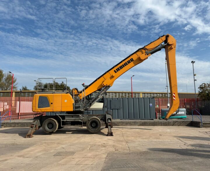 Liebherr LH40M - Material Handlers