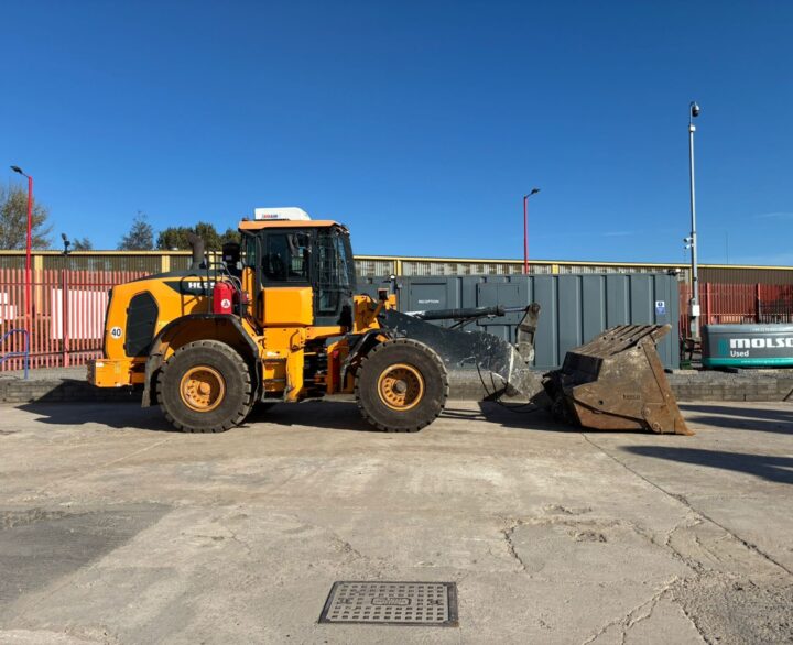 Hyundai HL955AXT - Used Wheel Loaders