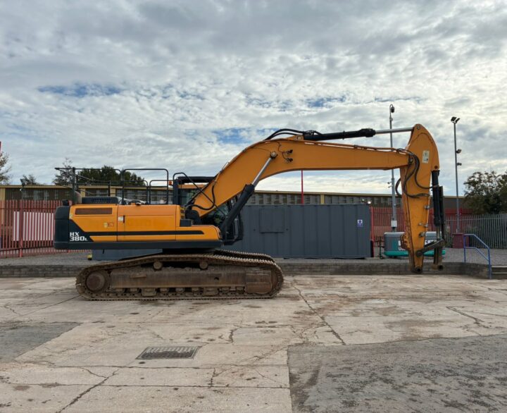 Hyundai HX380 - Crawler Excavators