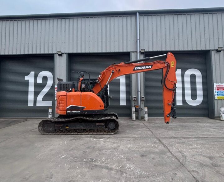 Doosan DX140LCR - Crawler Excavators