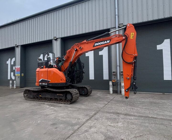 Doosan DX140LCR - Crawler Excavators