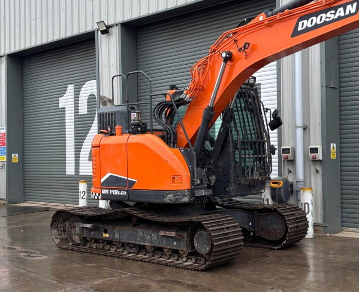 Doosan DX140LCR - Crawler Excavators