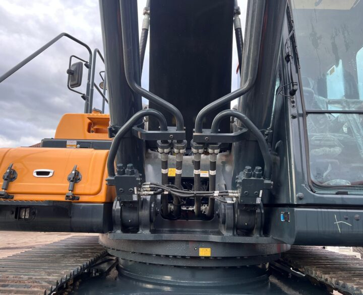 Hyundai HX520AL - Crawler Excavators