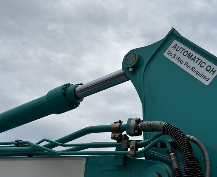 Kobelco SK210LC-11 - Crawler Excavators