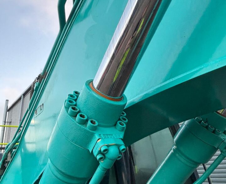 Kobelco SK210LC-10 - Crawler Excavators