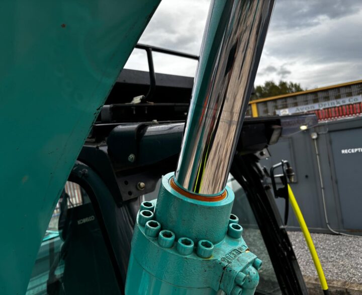 Kobelco SK210LC-11 - Crawler Excavators