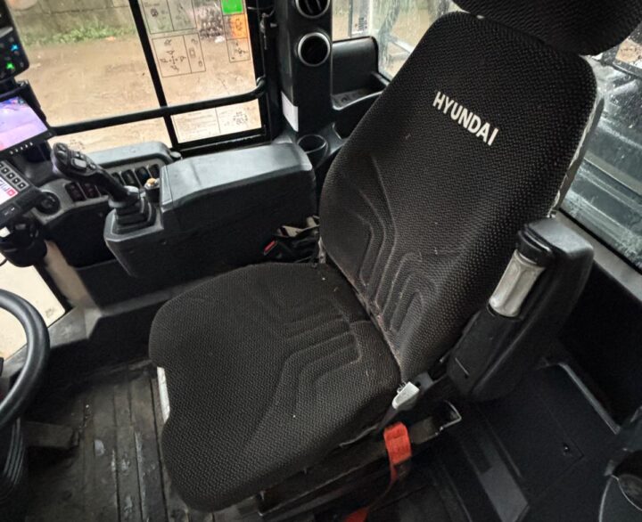 Hyundai HL960AHDXT - Used Wheel Loaders