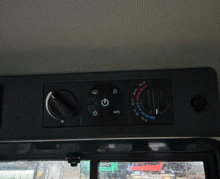 Hyundai HL960AHDXT - Used Wheel Loaders