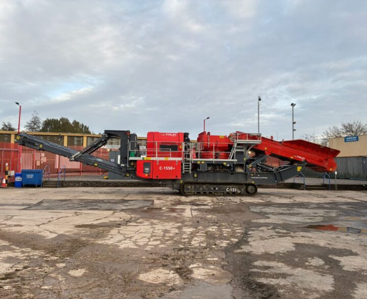 Terex Finlay C-1550 - Used Crushers